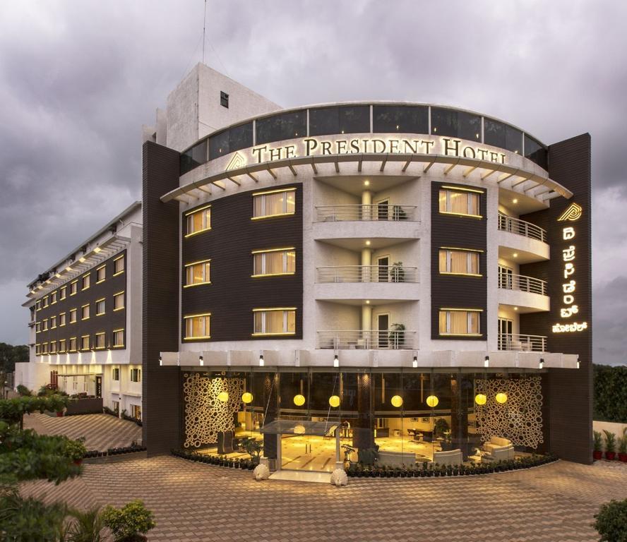 The President Hotel Hubli Exterior foto